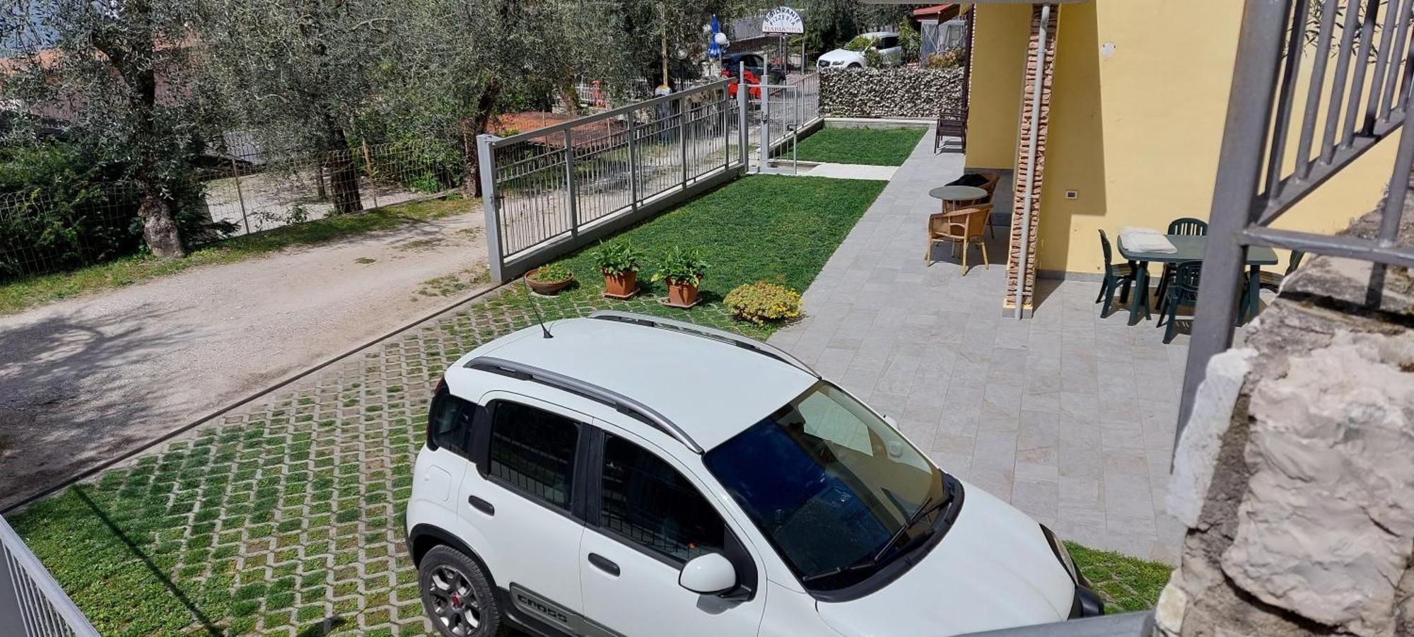Marigarda Apartments أسينزا دي برينزون المظهر الخارجي الصورة